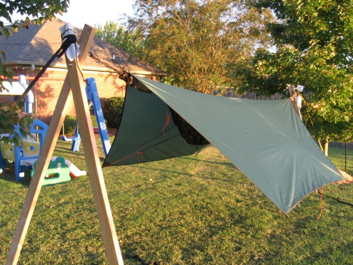 HH Hex Tarp with Explorer underneath