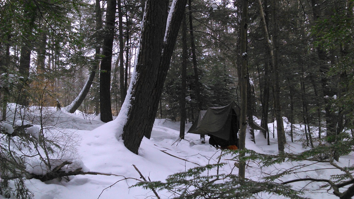 Snowshoe trip to Niger Lake