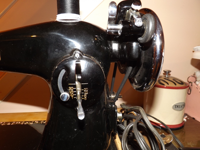New Vintage Sewing Machine