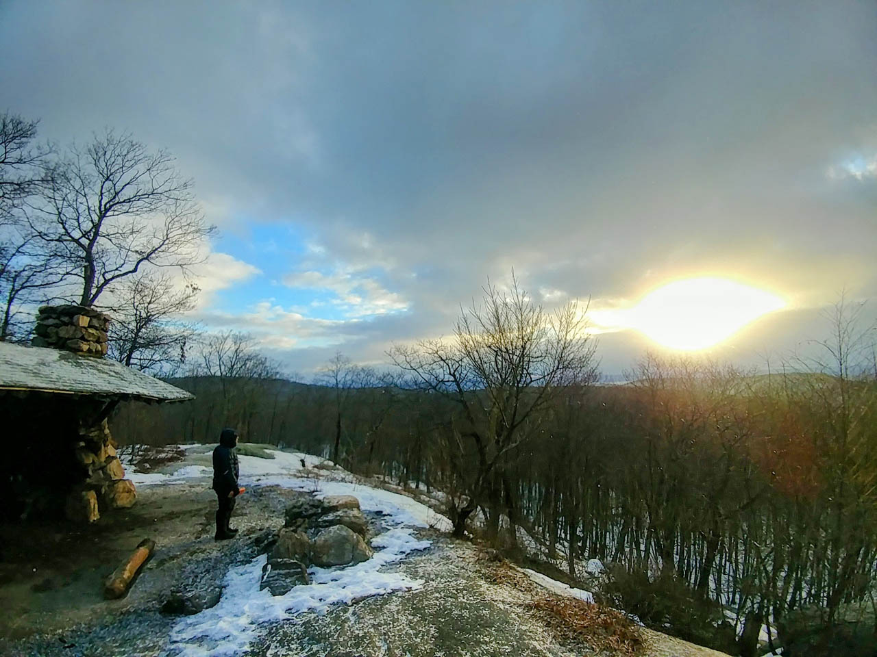 Big Hill shelter Harriman 02